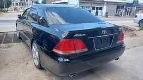 A picture of Toyota Crown chasis Cc2490 Full Duty paid Black colour Price