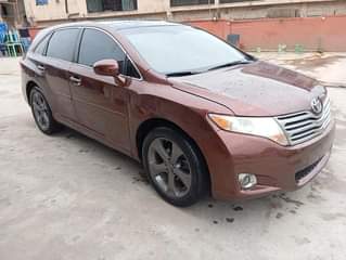 A picture of 2010 Toyota venza full option