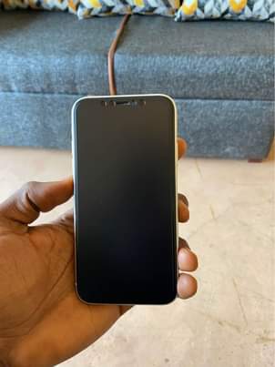 A picture of Iphone xr