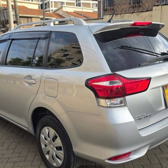 used toyota fielder