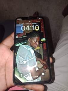 A picture of i phone x gb 256 ipo good inatakiwa 350 BH