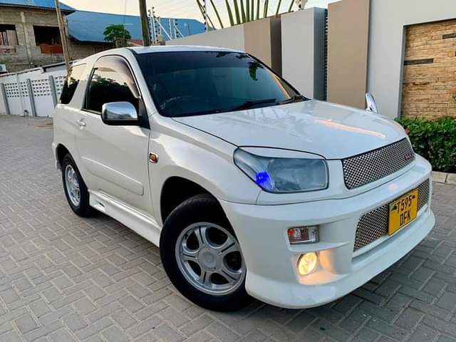 A picture of Toyota rav4 for sale