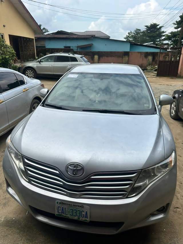 A picture of Clean toyota venza 2011