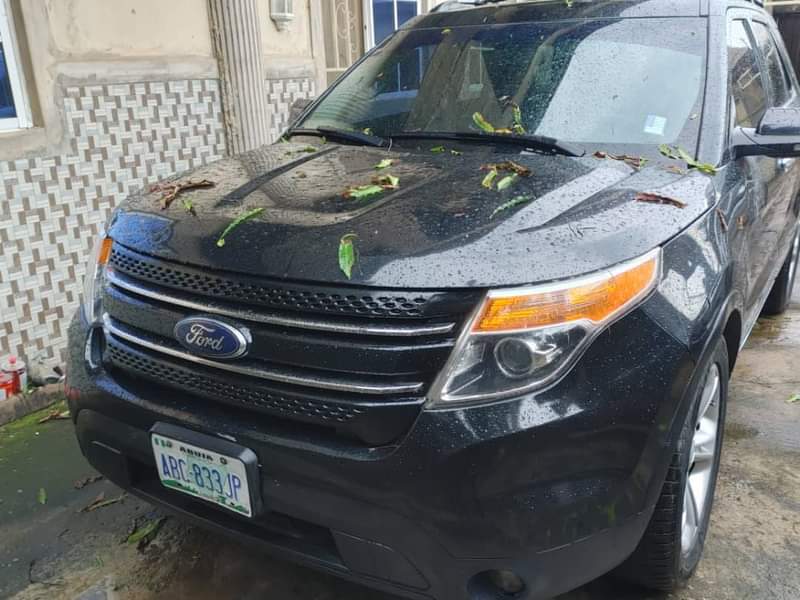 A picture of Distress sales Ford explorer 2015 16model First body 8month use