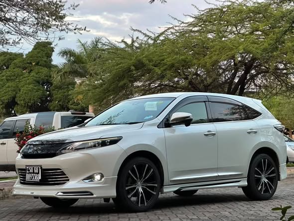 A picture of 2016 TOYOTA HARRIER