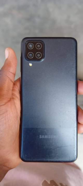 samsung a12