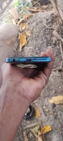 A picture of habari nauza simu tekeno spakteni
