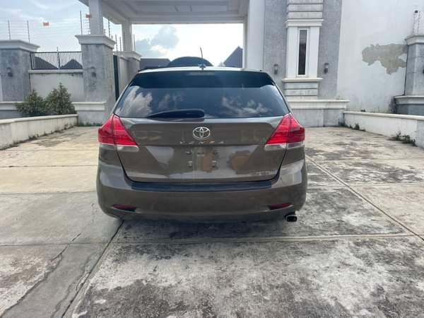 A picture of TOYOTA VENZA 2010 MODEL V4 WITH PANORAMIC SUNROOF WITH DUTY