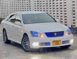 A picture of TOYOTA CROWN ATHLETE NAMBA D PIGA 255 714 550 592