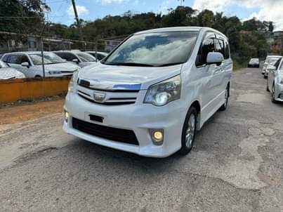 used toyota noah