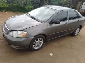 A picture of TOYOTA COROLLA SOUND ENGINE SHARP GEAR AC IS WORKING CLEAN