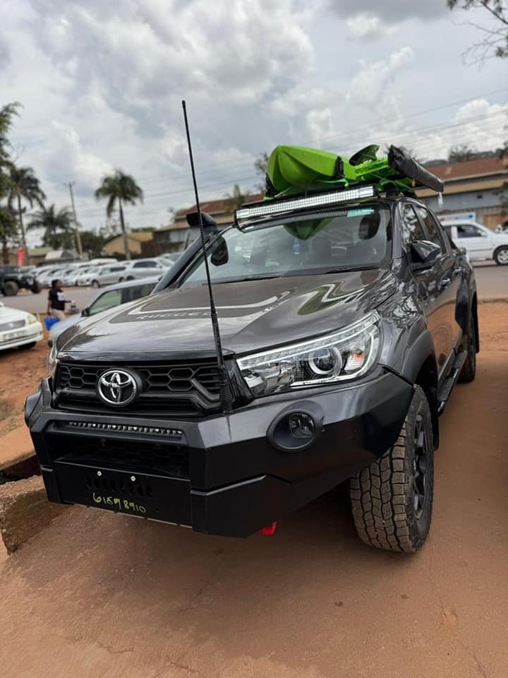 A picture of Toyota Hilux Rugged x Model 2019 Low mileage With extra