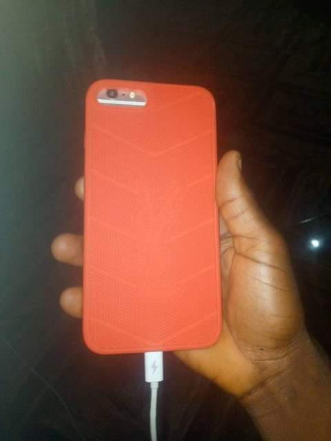 A picture of I phone 6 plus