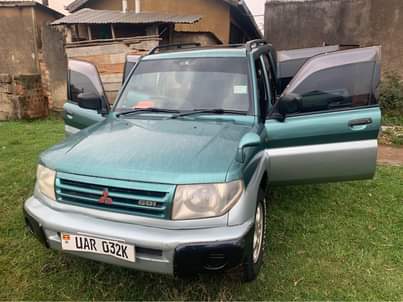 A picture of Pajero GDI