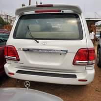 A picture of V8 2000 40M