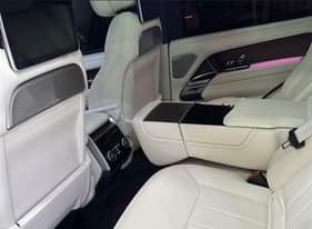 A picture of 2023 Range Rover autobiography available brand new call me 08145942682