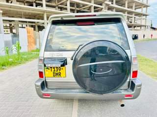 A picture of TOYOTA PRADO