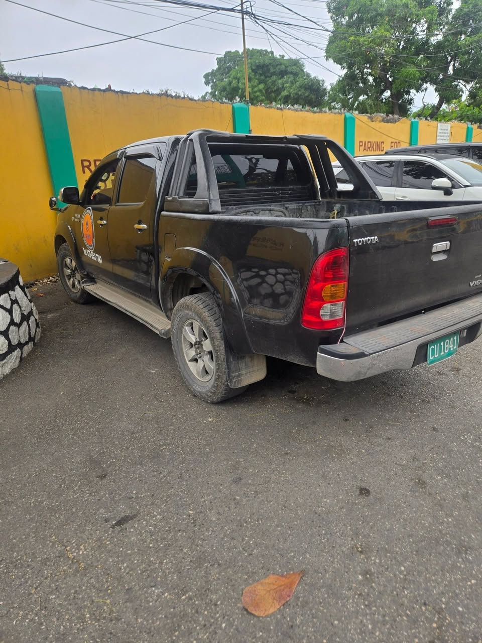 used toyota hilux