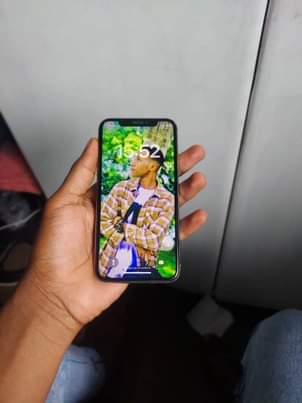 A picture of iPhone X