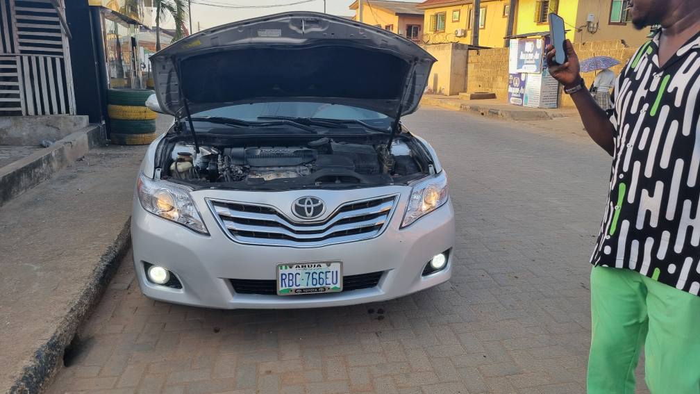A picture of 2010 Toyota Camry XLE