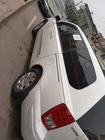 A picture of Hyundai entourage 2008 toks