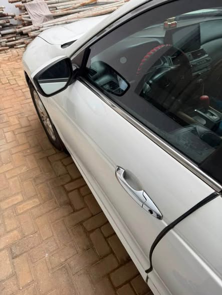 A picture of DISTRESS 2010 Registered Honda Crosstour