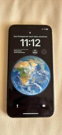 A picture of IPhone 11