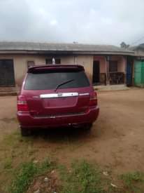 A picture of Toyota highlander 2004