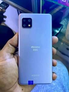 A picture of Aquos sense 5g