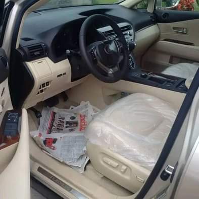 A picture of TOKUNBO Lexus RX350 YEAR MODEL 2010 TRANSMISSION Automatic CONDITION Buy
