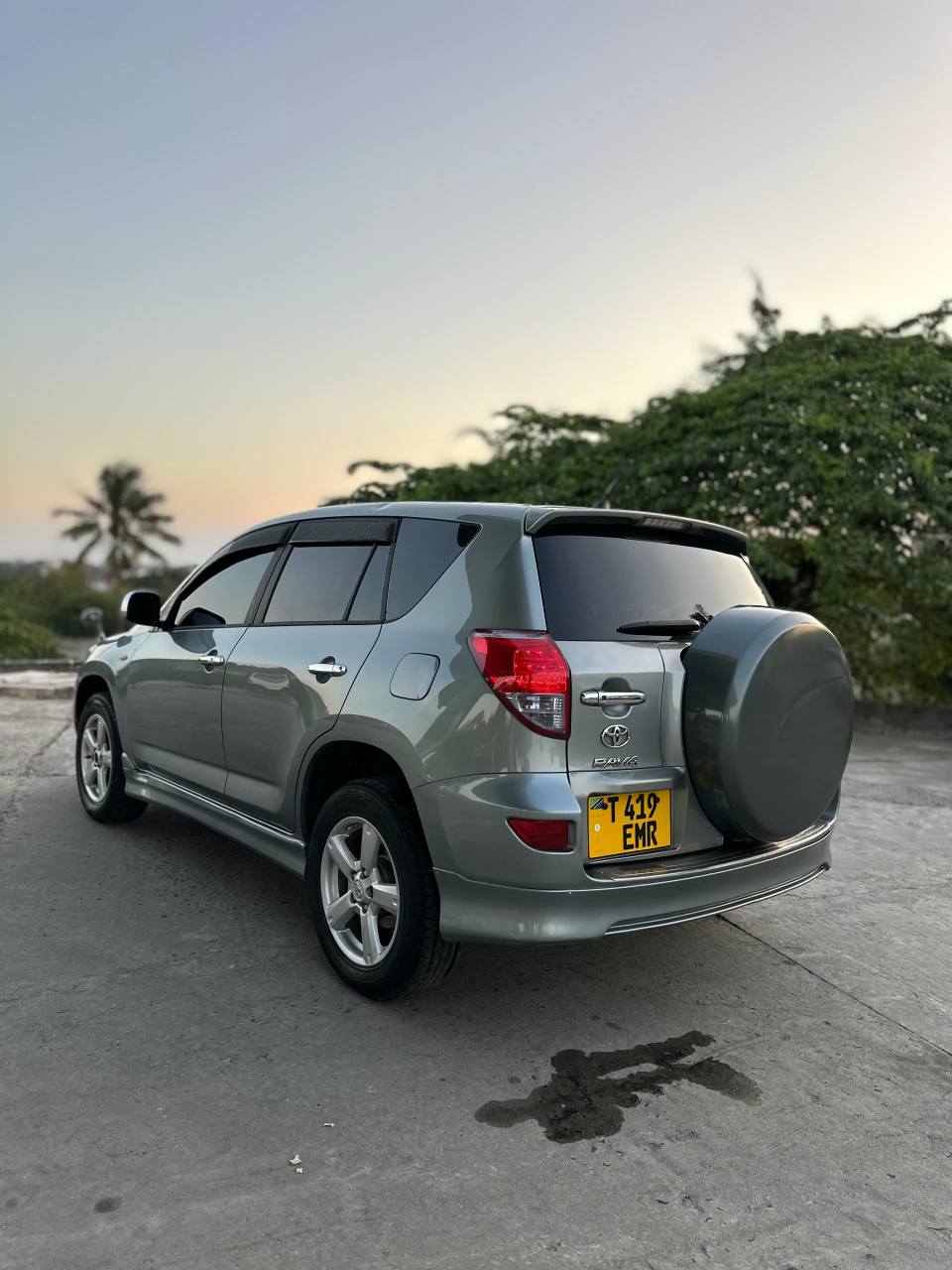 A picture of Bei 24.8mil Call. 0686876836 Toyota RAV4 miss tz Cc 2360