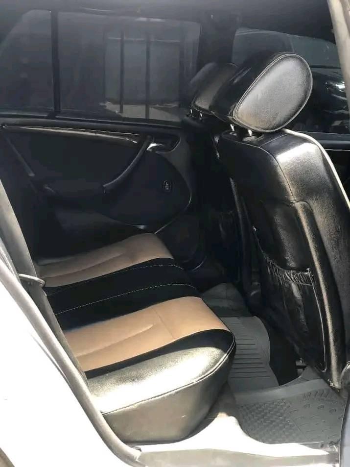 A picture of 2005 Mercedes Benz benz