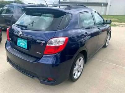 A picture of TOYOTA MATRIX