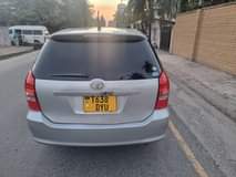 A picture of Toyota wish DY Kali sana