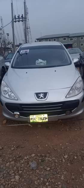 A picture of Peugeot 307