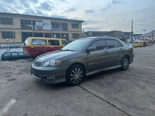 A picture of Foreign used toyota corolla sport