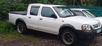 nissan navara