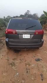 A picture of Sienna Nigeria used No single issue 08 model 2 2m