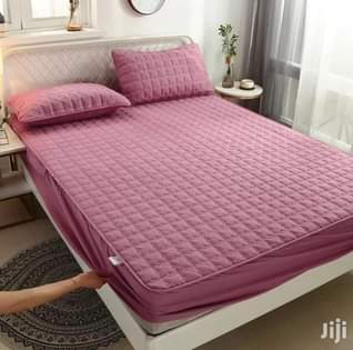 A picture of WATER PROOF MATTRESS PROTECTOR