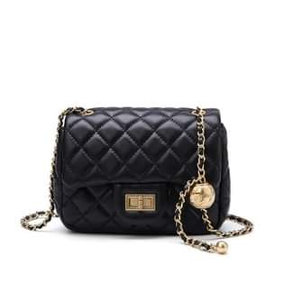 A picture of Handbags for ladies