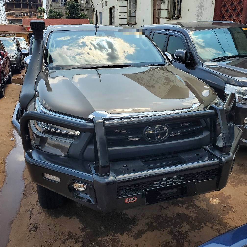 A picture of HILUX 2019 190M