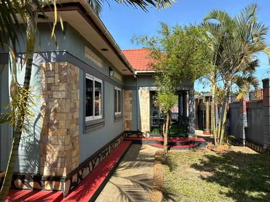 A picture of Quick sale Wa me 256756009912 House on sale at masooli