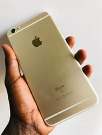 A picture of iPhone 6s Plus 32Gb at 220k