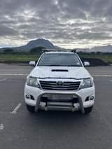 used toyota hilux