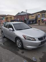 A picture of Honda Accord 2009 model 07062950942 09150958224 call only no chat