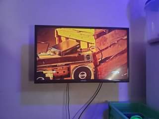 A picture of Nauza Tv yangu samsung inch 32