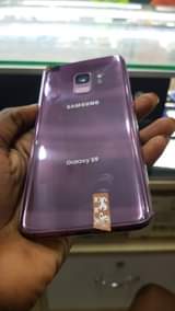 A picture of  Samsung s8 64gb 4gb ram 400 k Note8 64gb