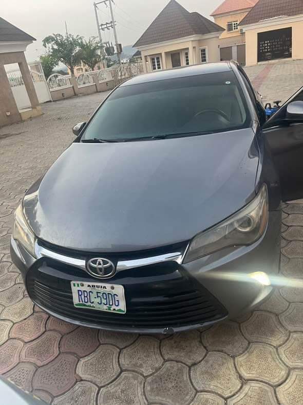 A picture of Toyota Camry 2016 keyless