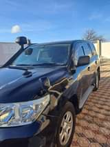 A picture of Land cruser v8 Year 2009 Diesel engine Call 0712747229