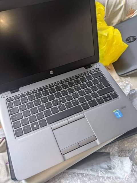 A picture of HP laptop